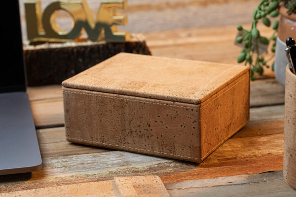 Cork Box - gift box- desk box Closed