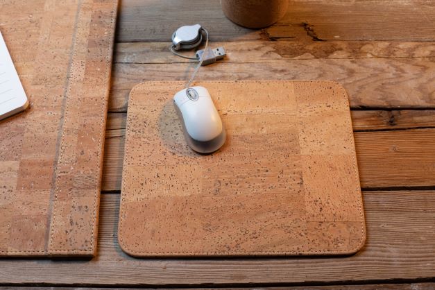 Elegant and Trendy Cork Computer Mouse Pad